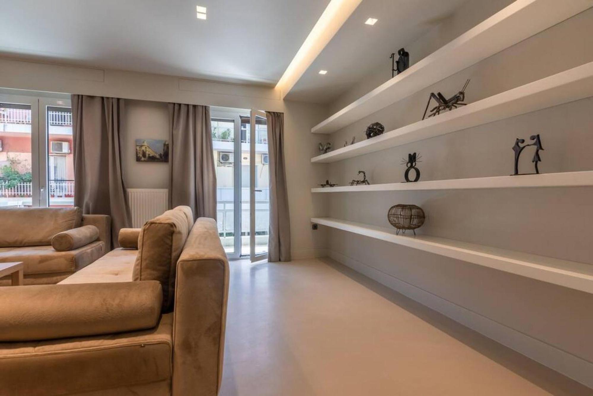 Luxurious Apartment In Acropolis Athena Bagian luar foto