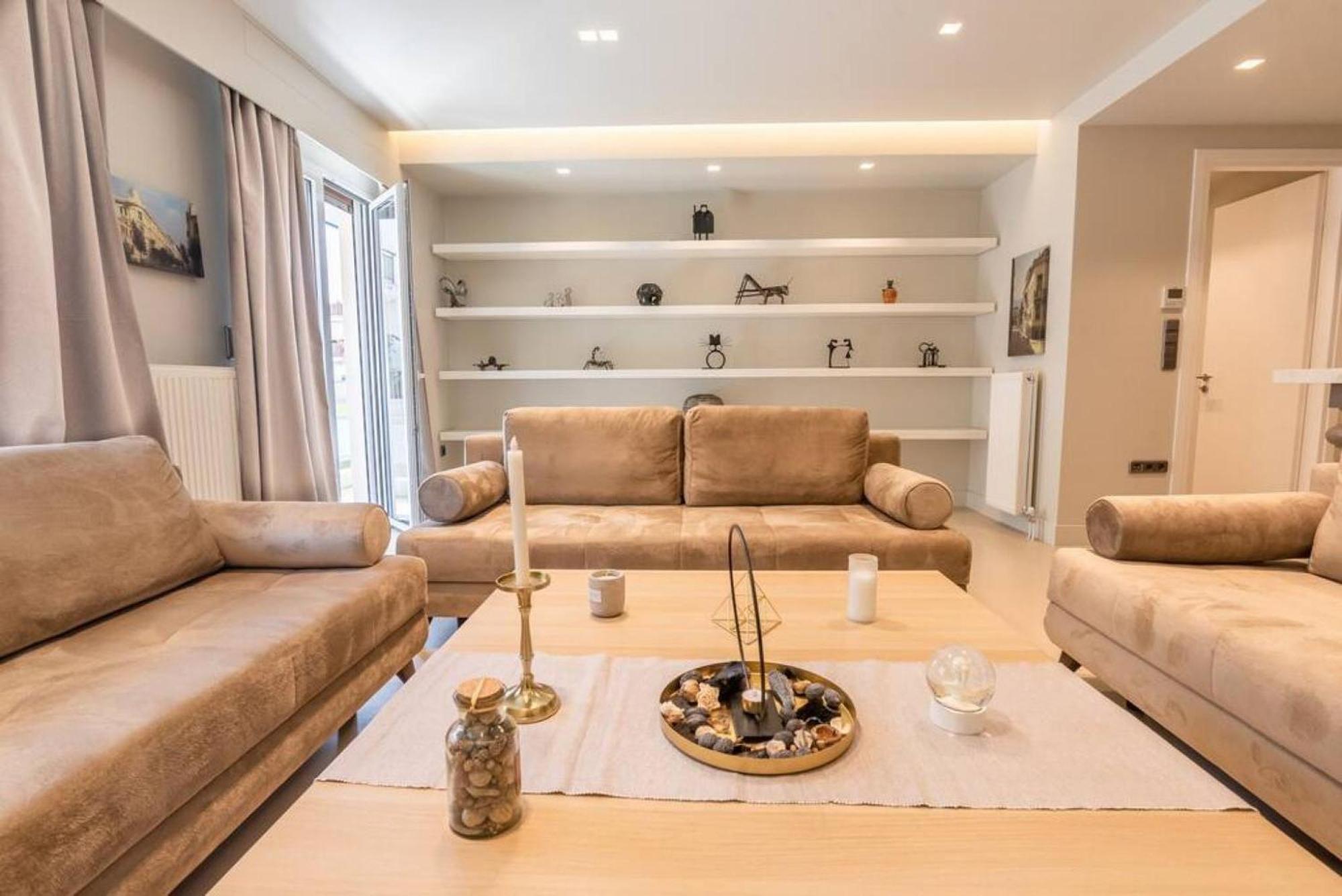 Luxurious Apartment In Acropolis Athena Bagian luar foto